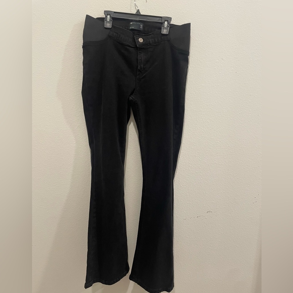 ASOS DESIGN Maternity flared jeans in washed black